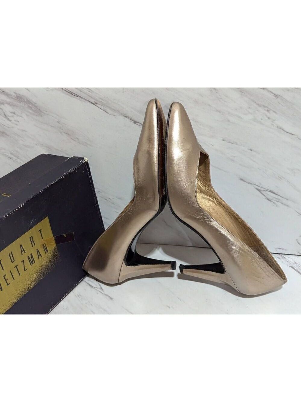 Stuart Weitzman Vintage Women's Matte Metallic Gold Slip-On Heel 3" Size 8.5 - Picture 4 of 9